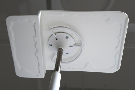 Underside of the Santorini table